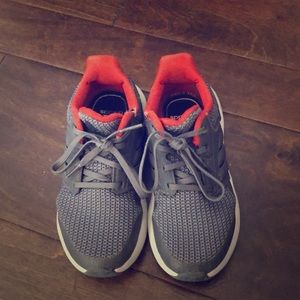 Boys 11 Adidas Tennis Shoes